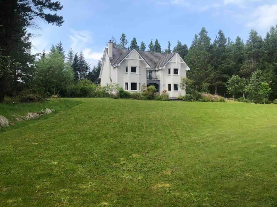 Cardon House - Luxury Highland Holiday Home إينفيرنيس المظهر الخارجي الصورة