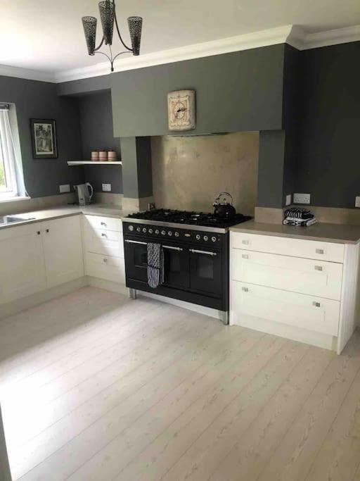 Cardon House - Luxury Highland Holiday Home إينفيرنيس المظهر الخارجي الصورة